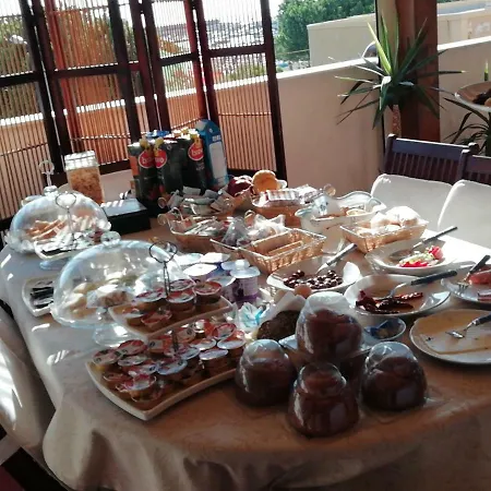 Baia Delle Sirene Bed & Breakfast